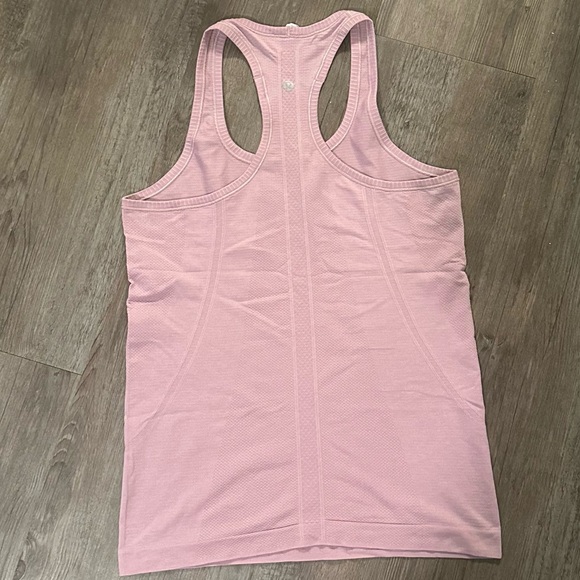 Lululemon swiftly tank - Picture 2 of 3